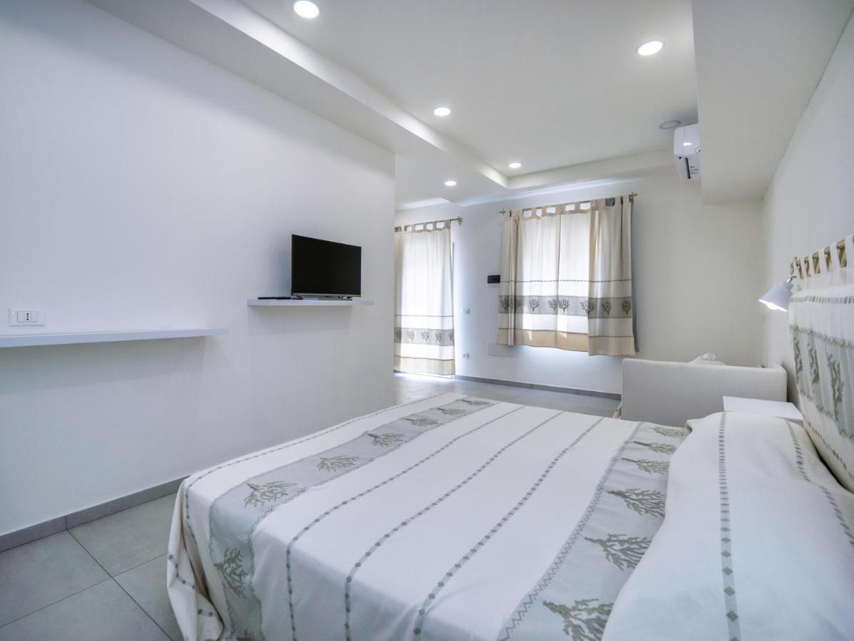 Aldo Moro Rooms オルビア エクステリア 写真